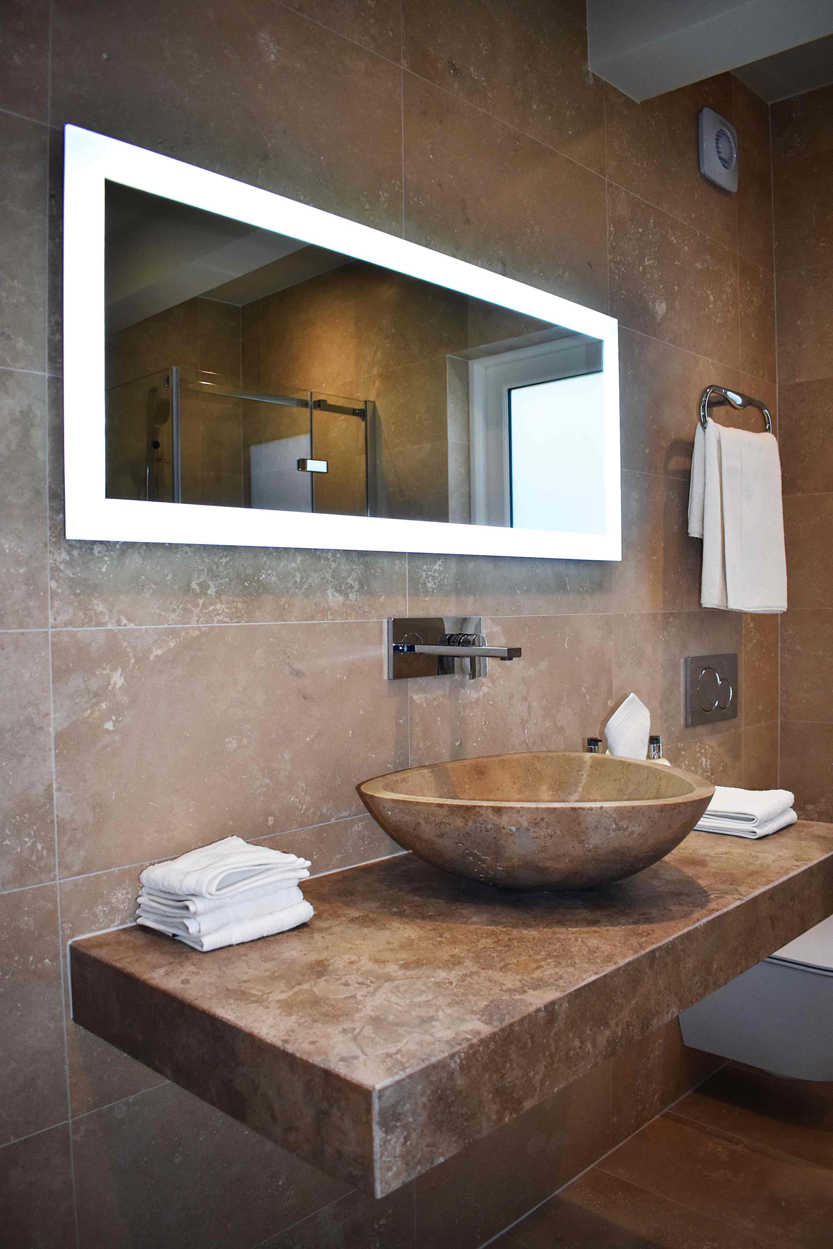 tuscan_bathroom4